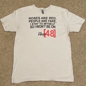 EUC, worn 1x. If you’re a true crime fan, let everyone know with this unique tee